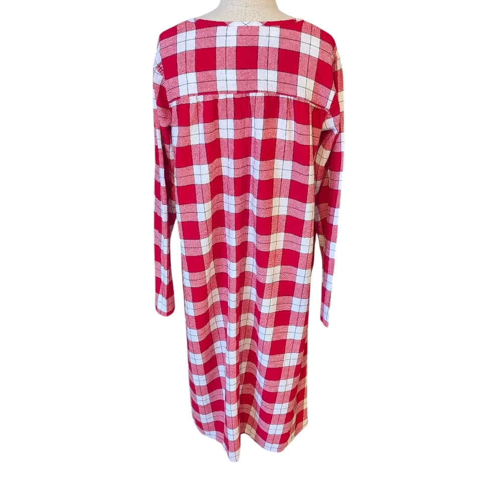 Croft & Barrow cotton flannel red & white checked traditional nightgown. Large.